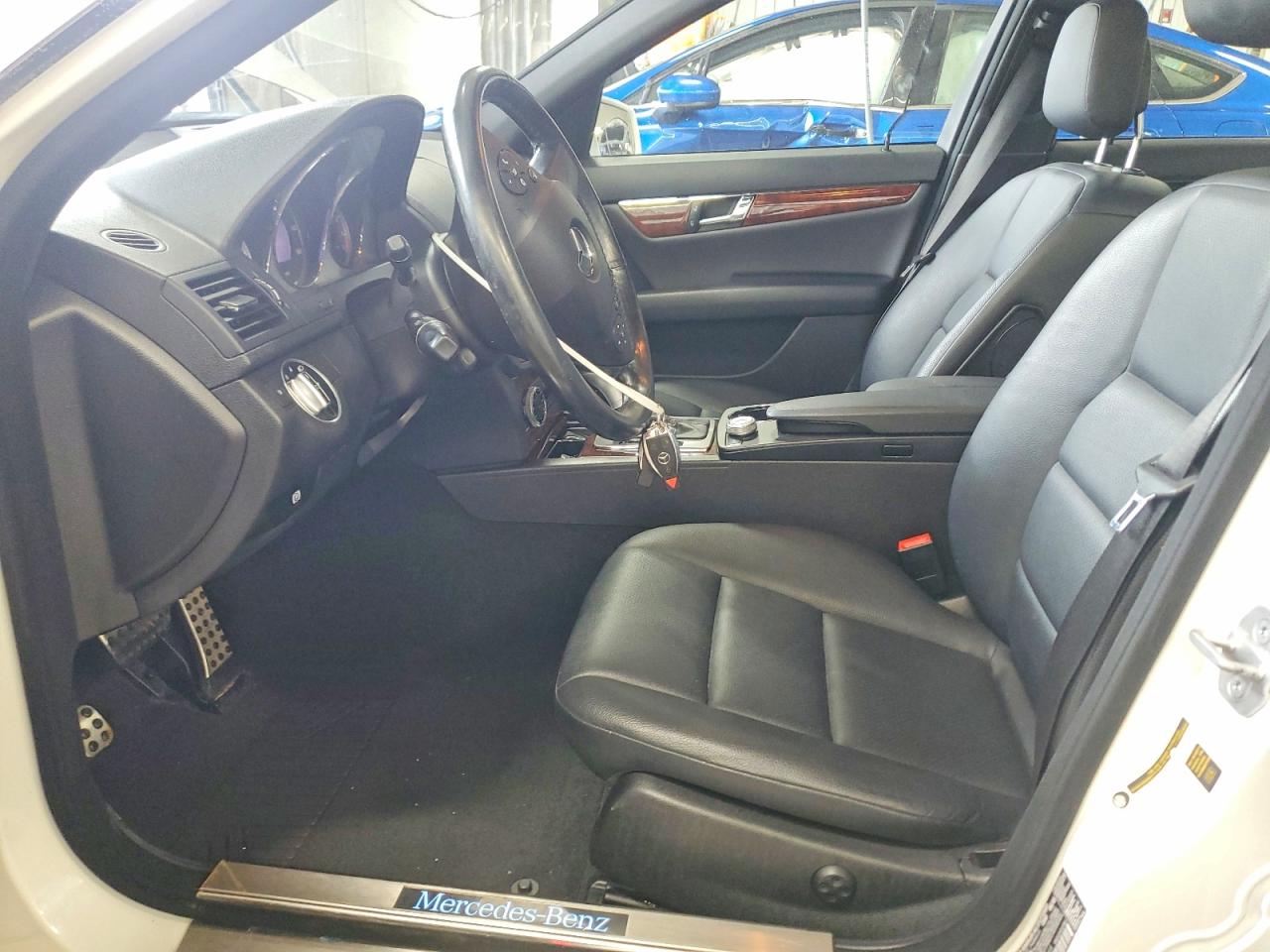 2011 MERCEDES-BENZ C
