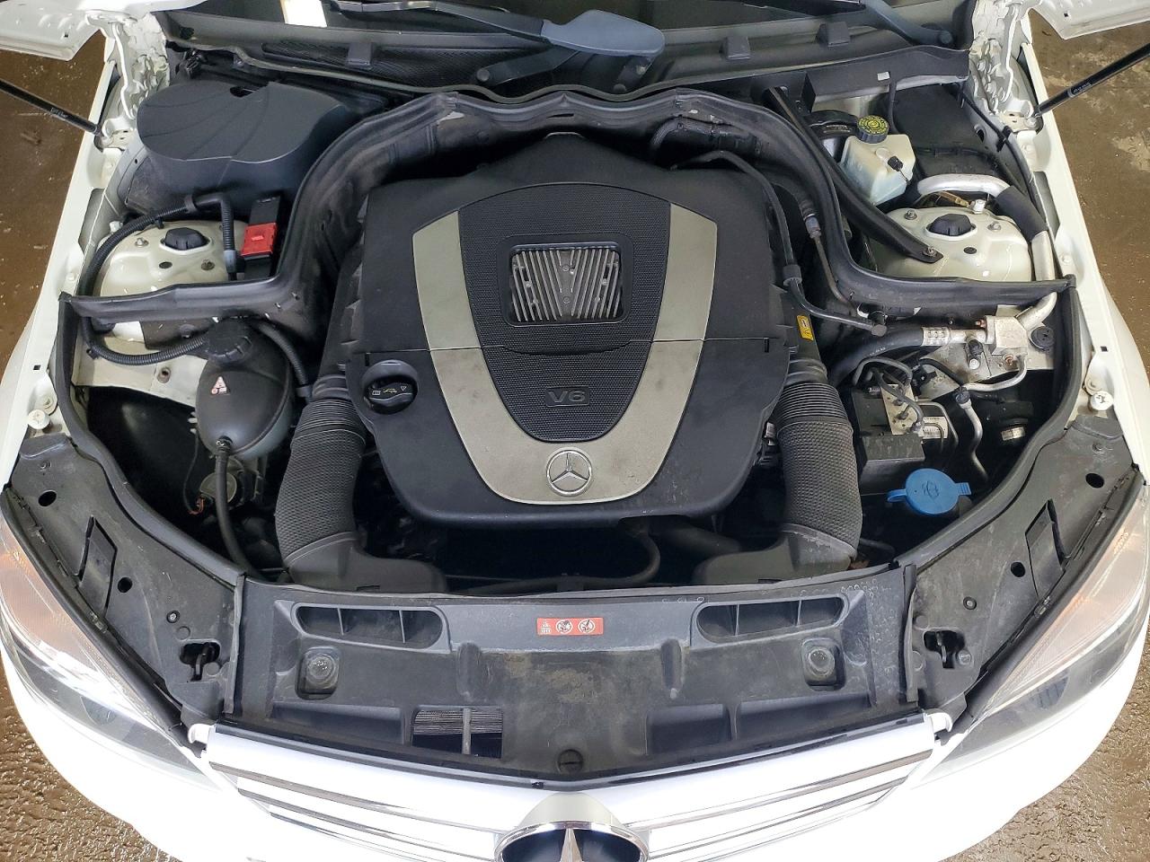 2011 MERCEDES-BENZ C