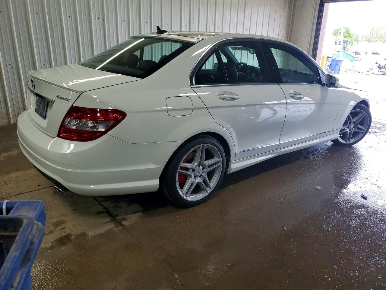 2011 MERCEDES-BENZ C