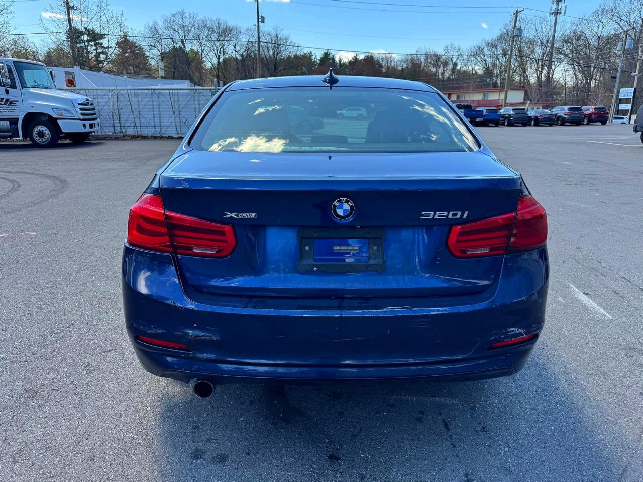 2018 BMW 320