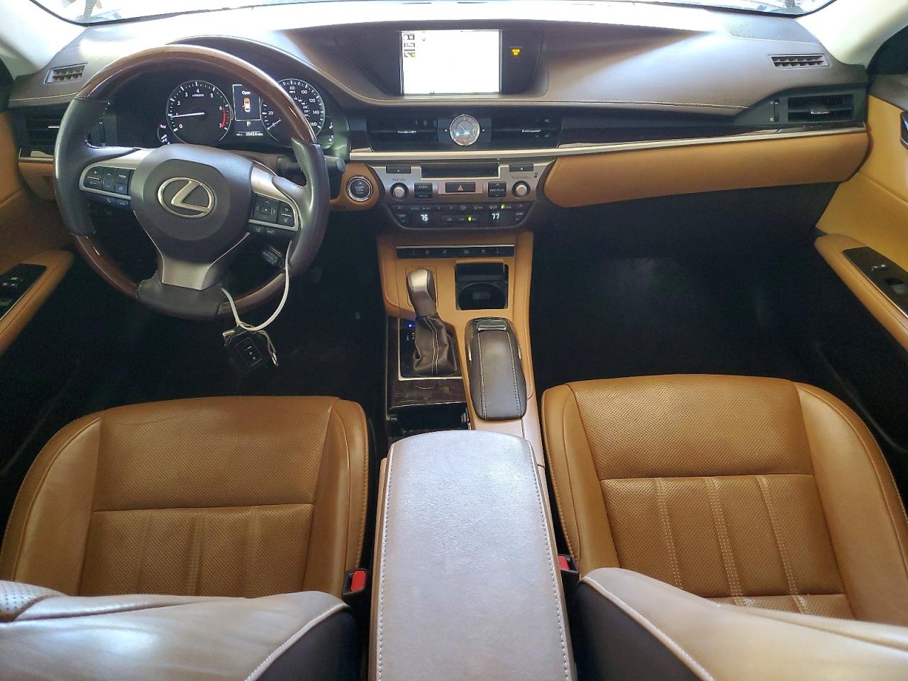 2018 LEXUS ES