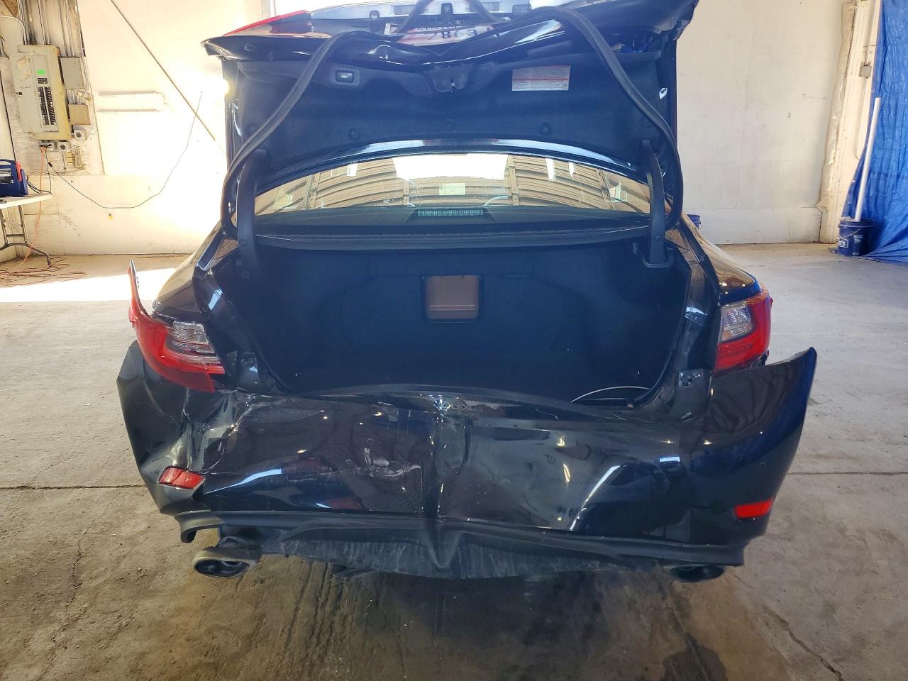 2018 LEXUS ES