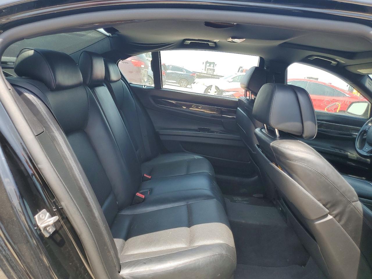 2013 BMW 750