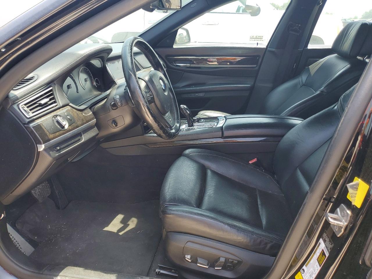 2013 BMW 750