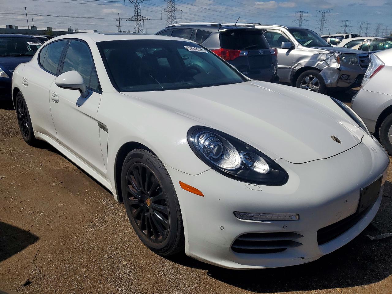 2014 PORSCHE PANAMERA
