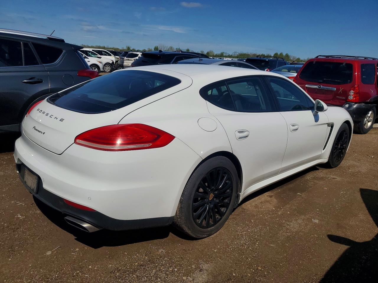 2014 PORSCHE PANAMERA