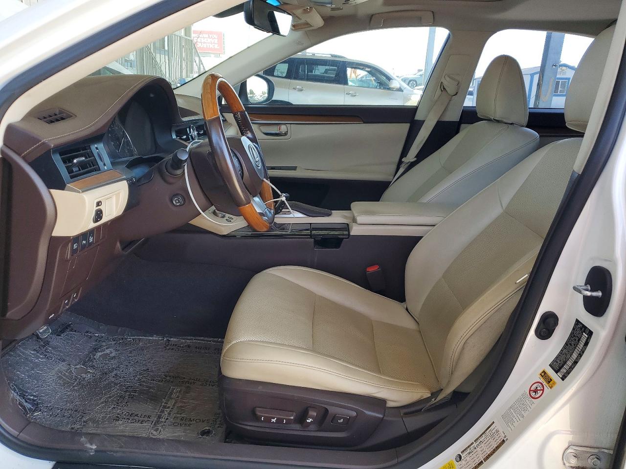 2016 LEXUS ES