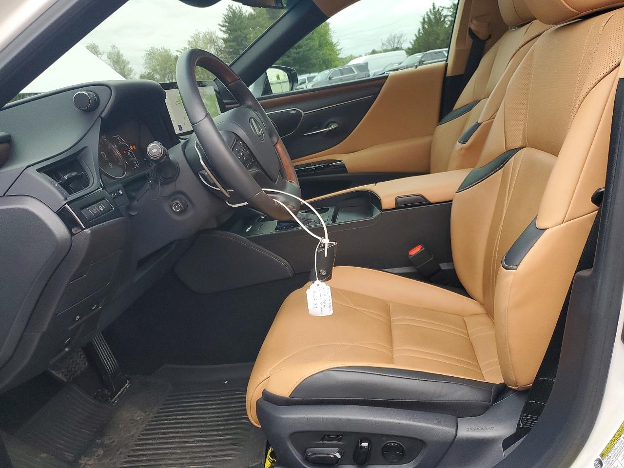 2025 LEXUS ES 350
