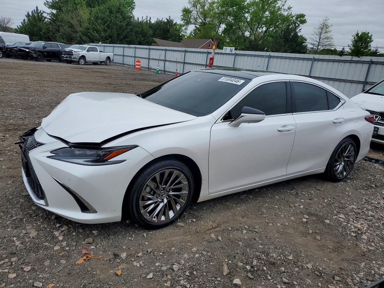2025 LEXUS ES 350