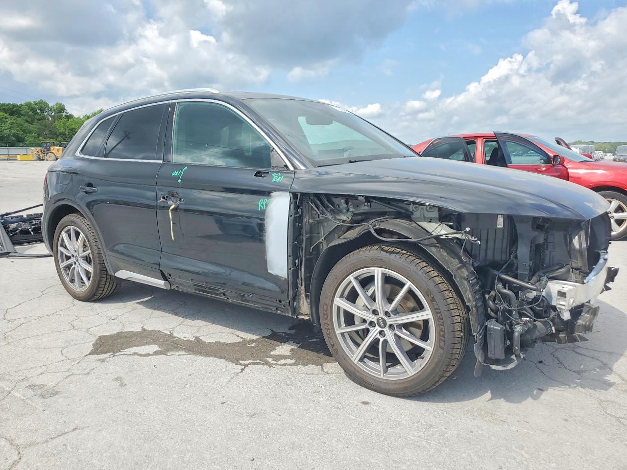 2021 AUDI Q5 E