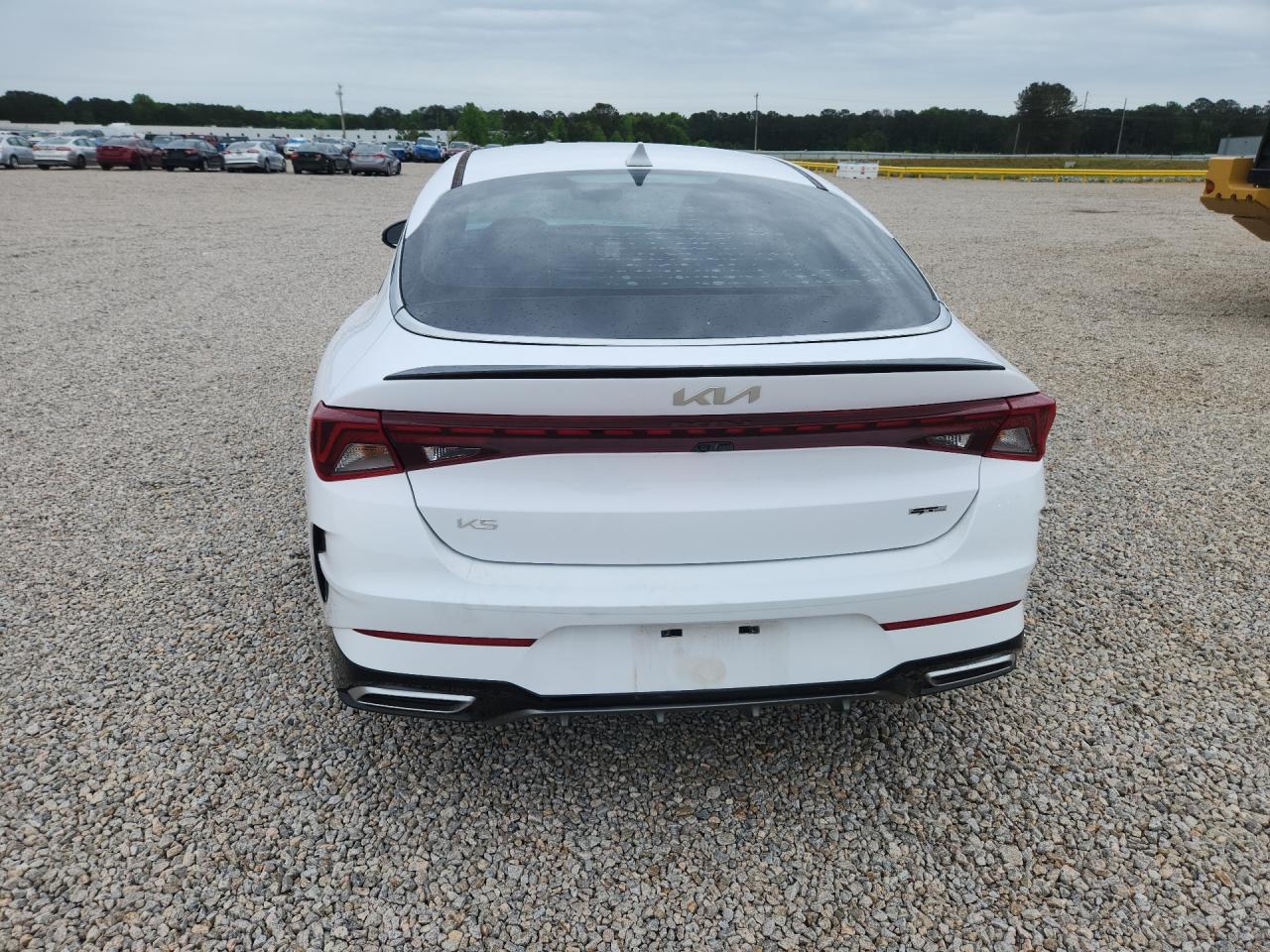 2024 KIA K5 — ?