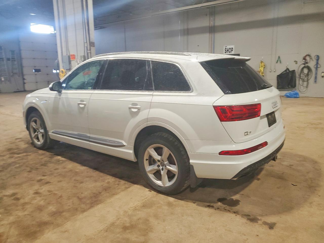 2017 AUDI Q7