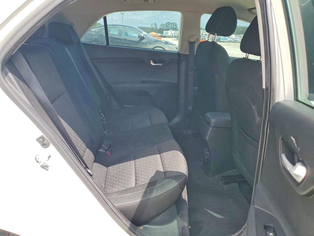 2023 KIA RIO