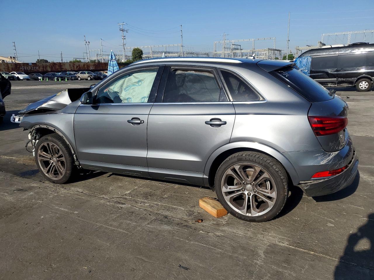 2015 AUDI Q3