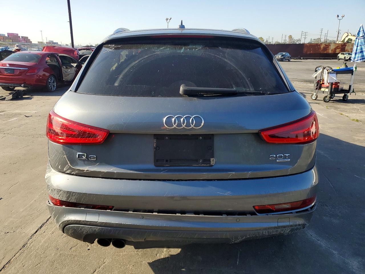 2015 AUDI Q3