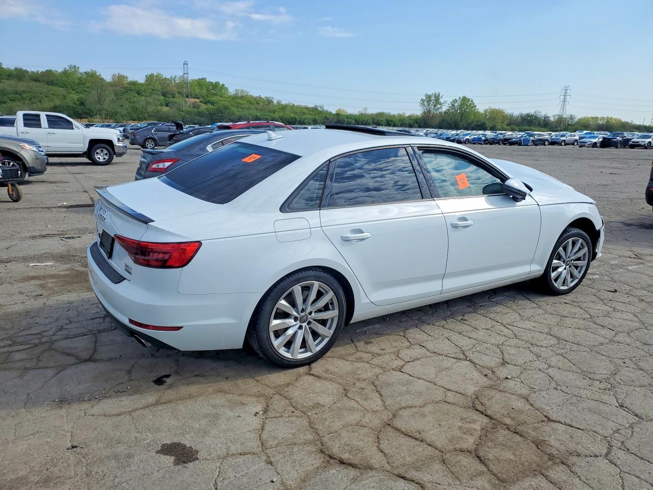 2017 AUDI A4