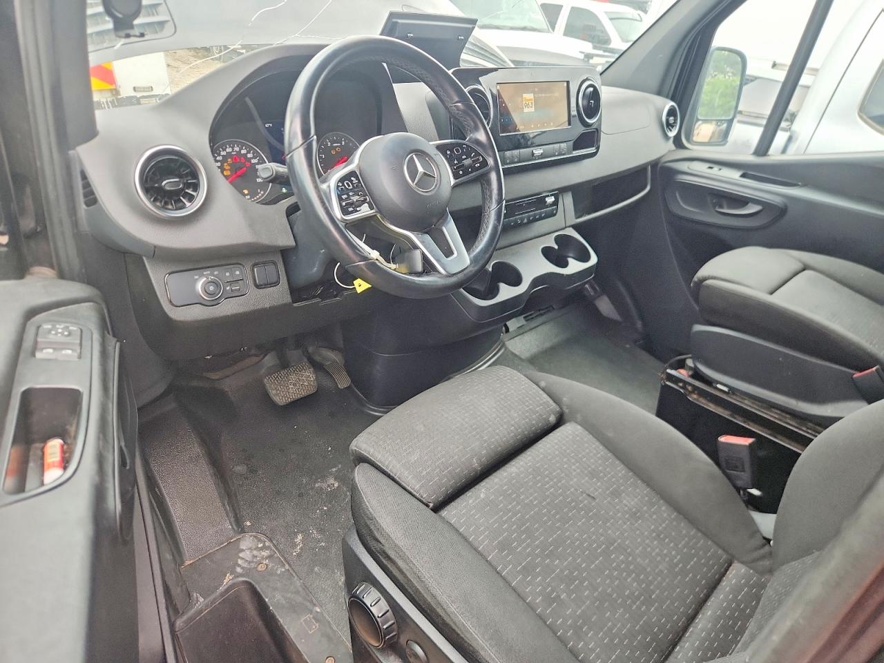2023 MERCEDES-BENZ SPRINTER C