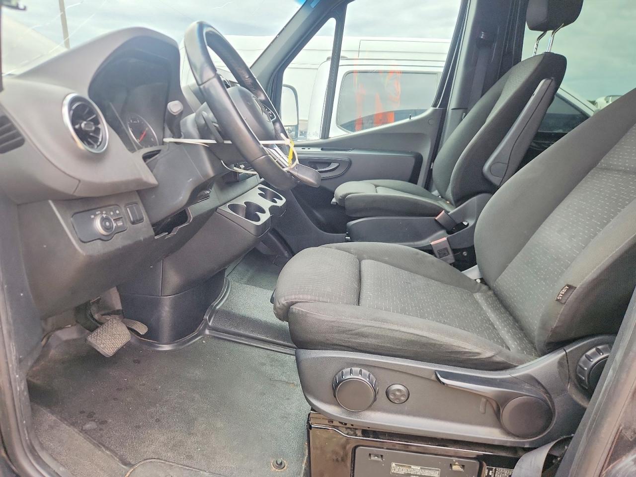 2023 MERCEDES-BENZ SPRINTER C
