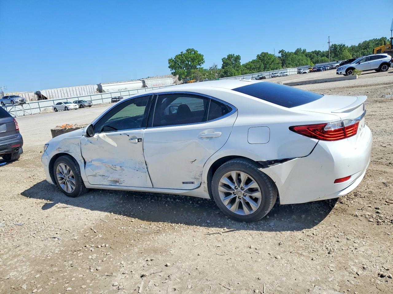 2013 LEXUS ES