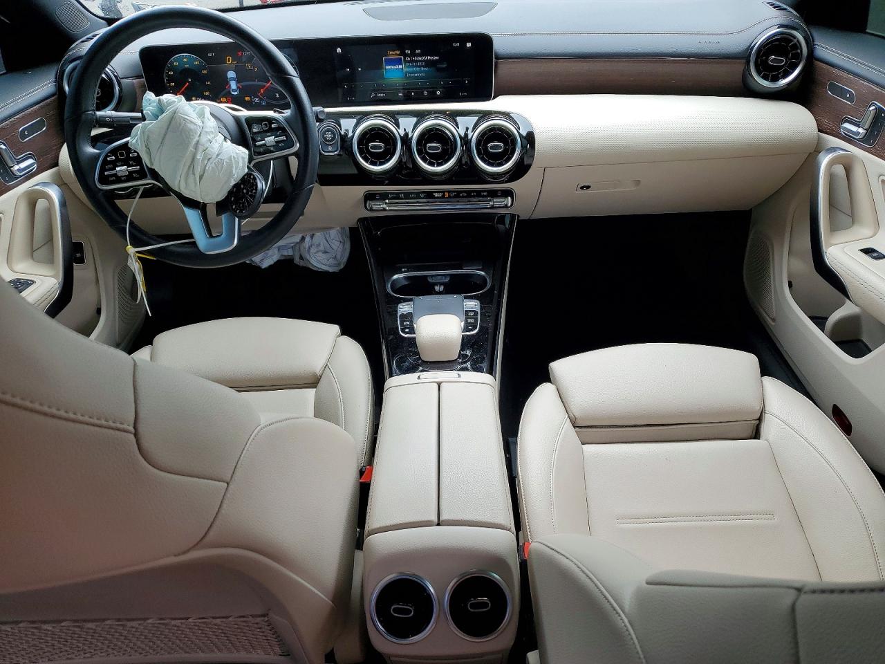 2020 MERCEDES-BENZ CLA