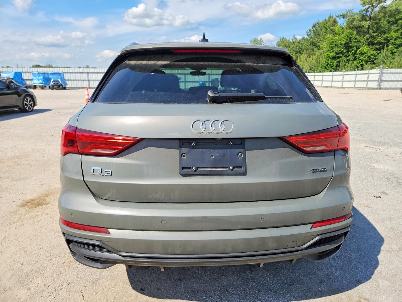 2022 AUDI SUV Q3