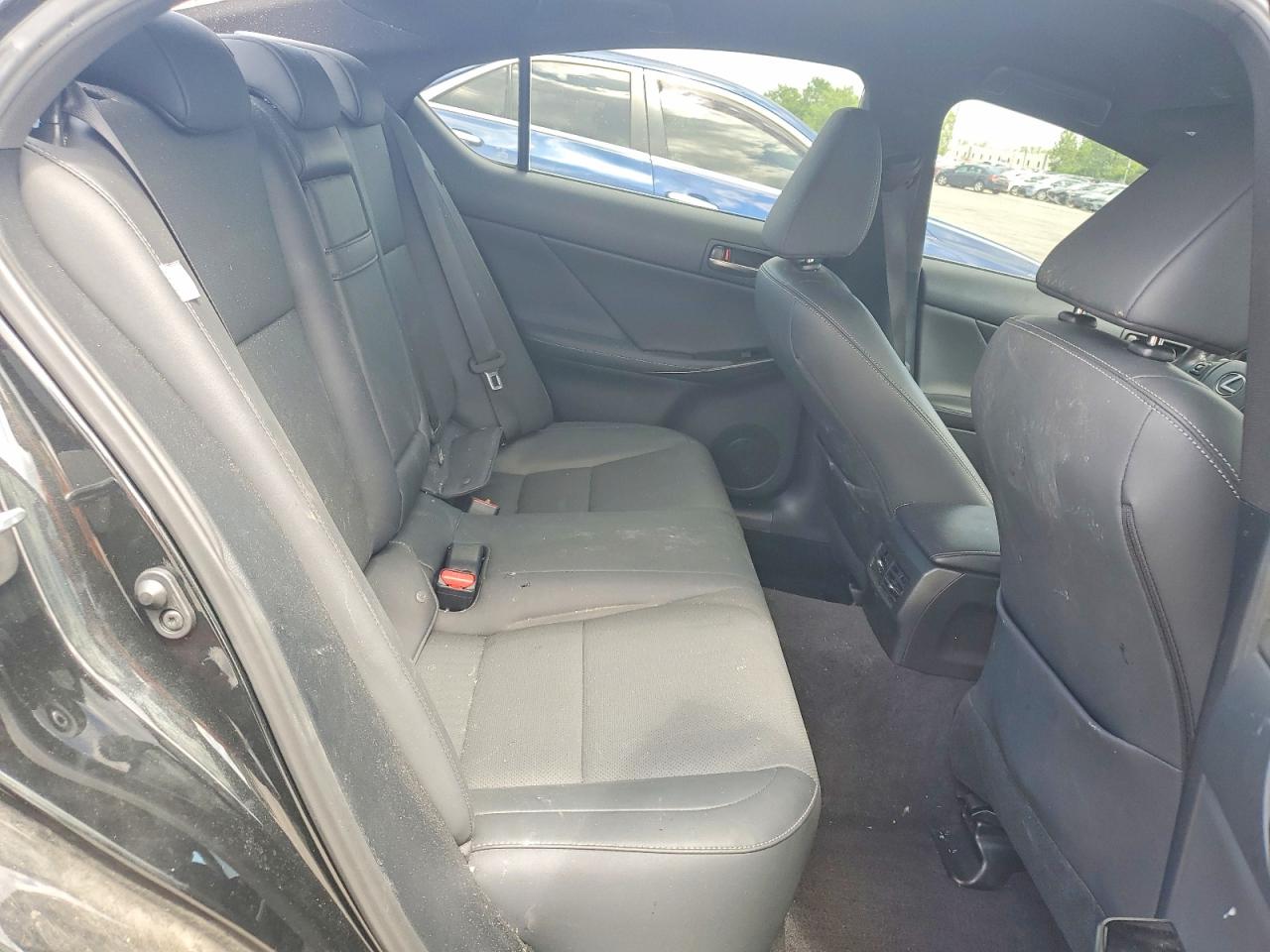 2021 LEXUS IS