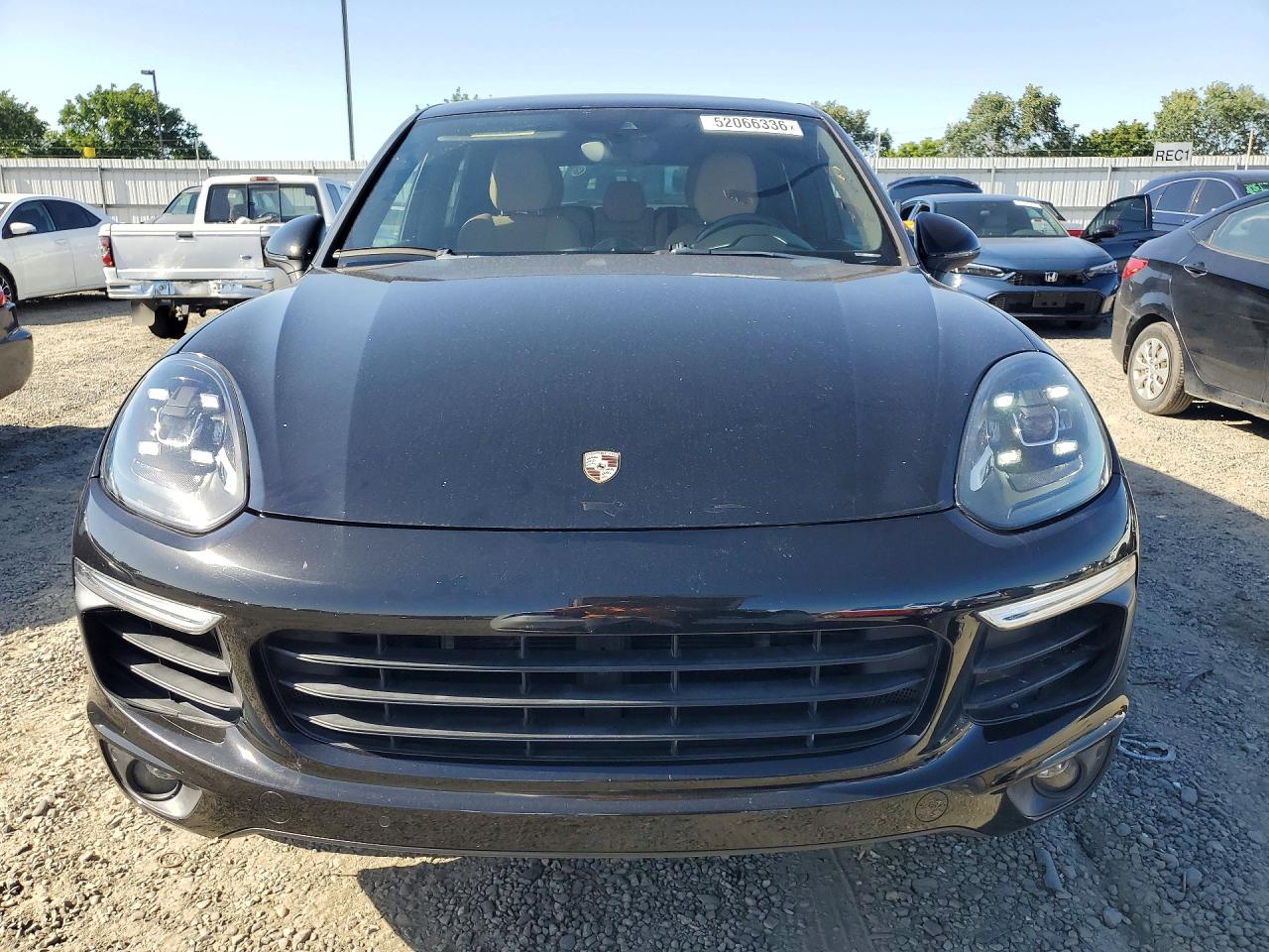 2016 PORSCHE CAYENNE — ?