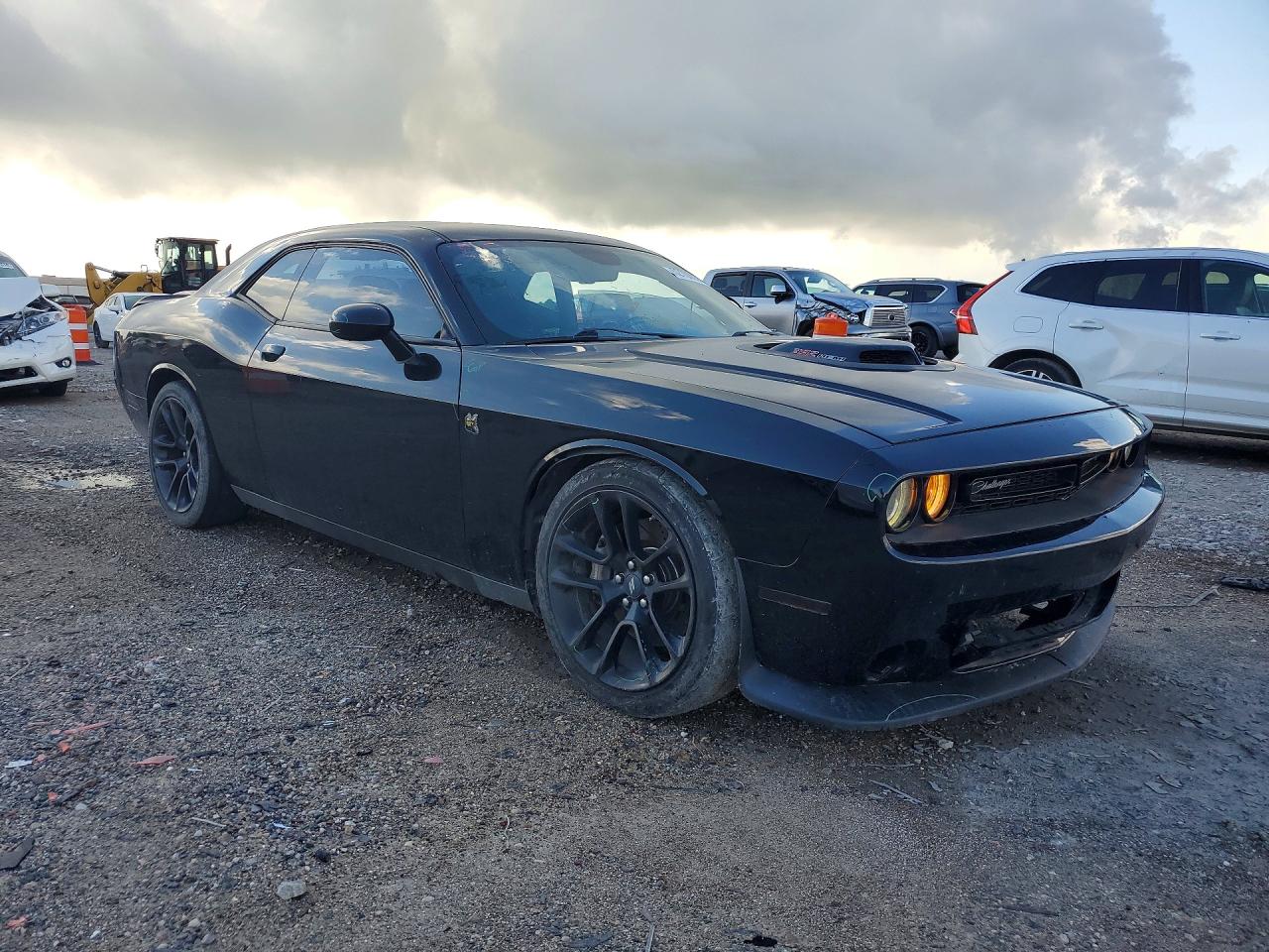 2020 DODGE CHALLENGER — ?