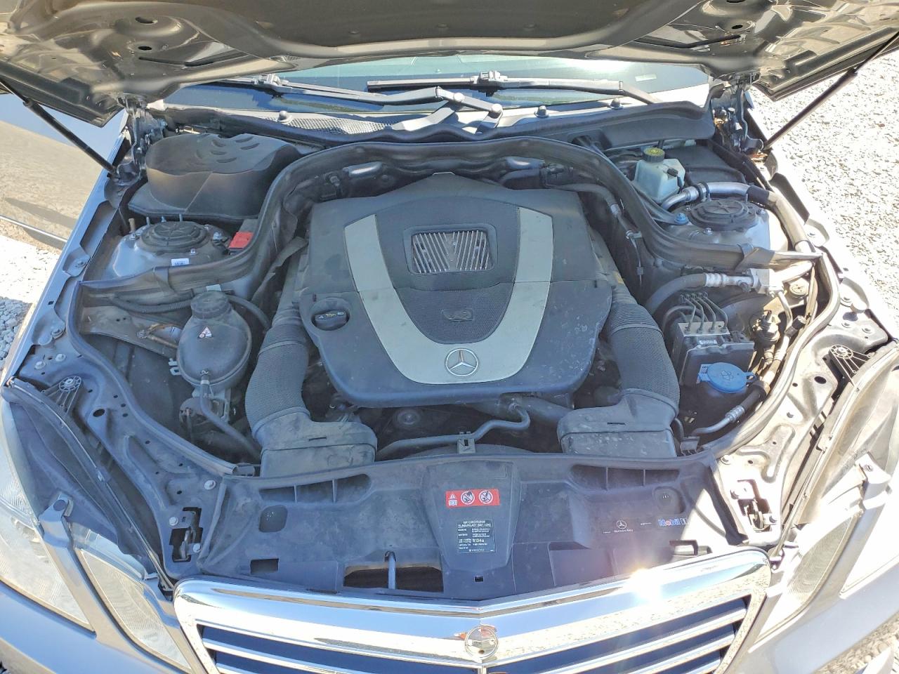 2011 MERCEDES-BENZ E