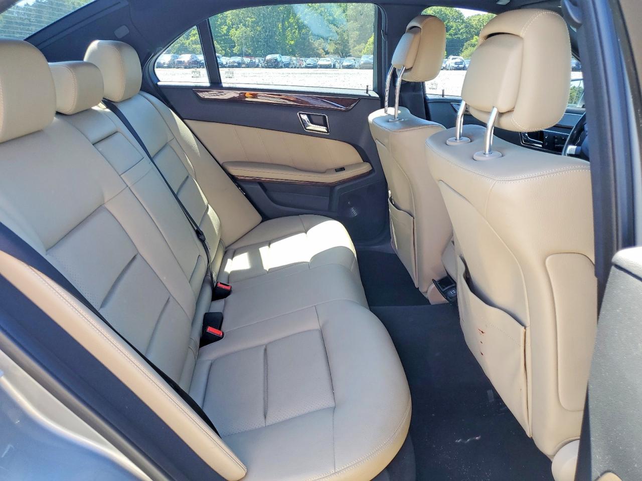 2011 MERCEDES-BENZ E