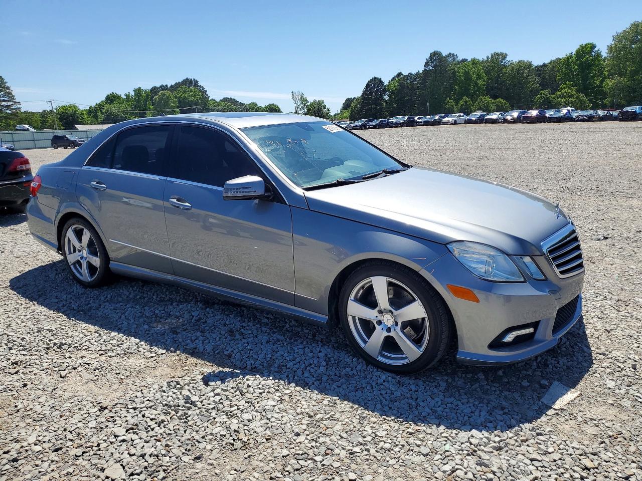2011 MERCEDES-BENZ E