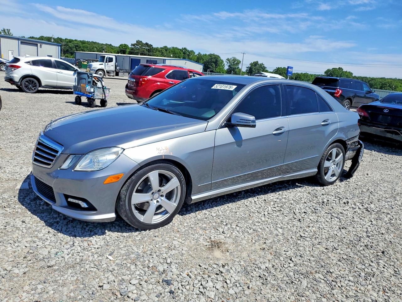 2011 MERCEDES-BENZ E