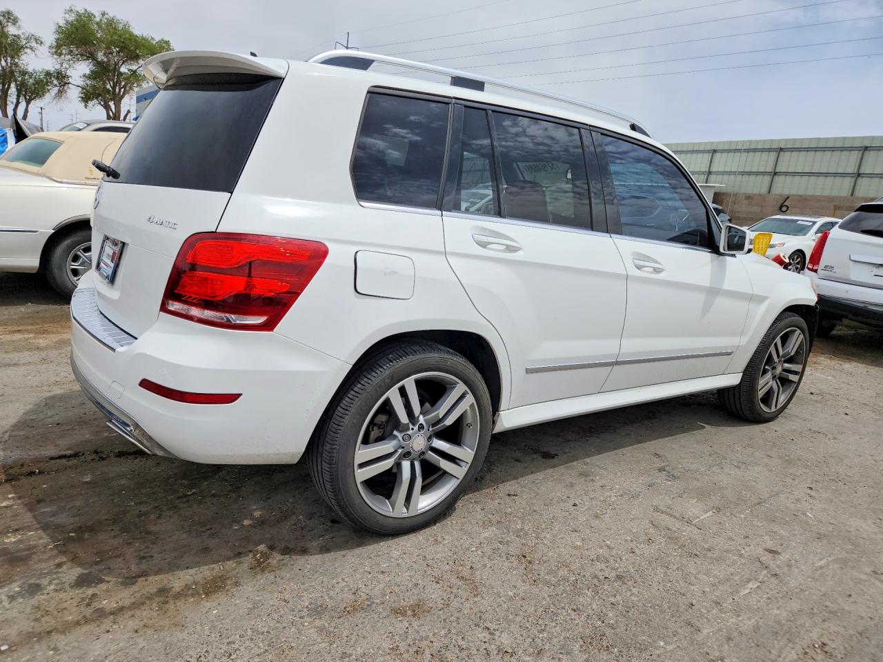 2014 MERCEDES-BENZ GLK