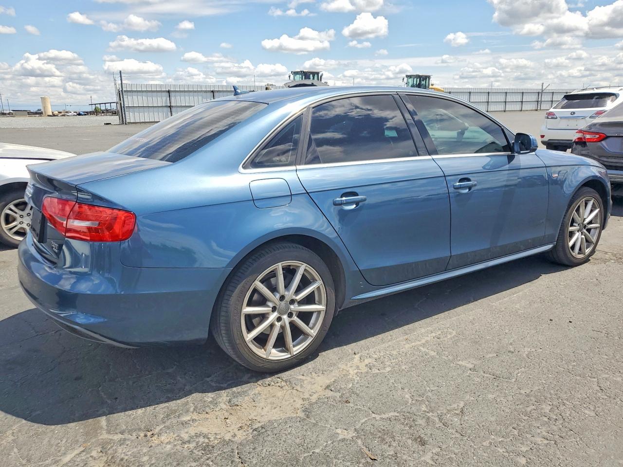2015 AUDI A4