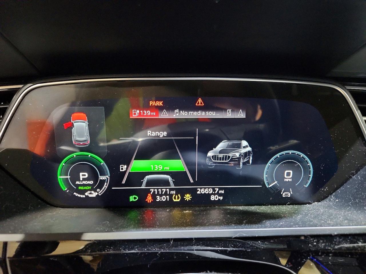 2022 AUDI E-TRON