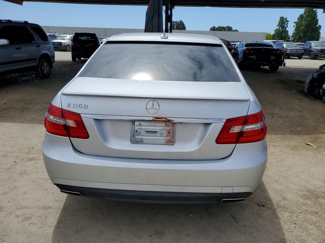 2011 MERCEDES-BENZ E