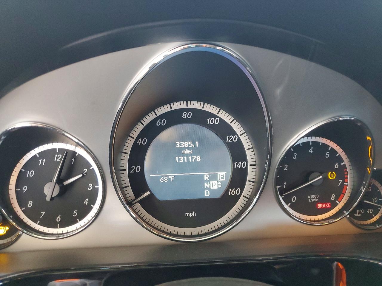 2011 MERCEDES-BENZ E