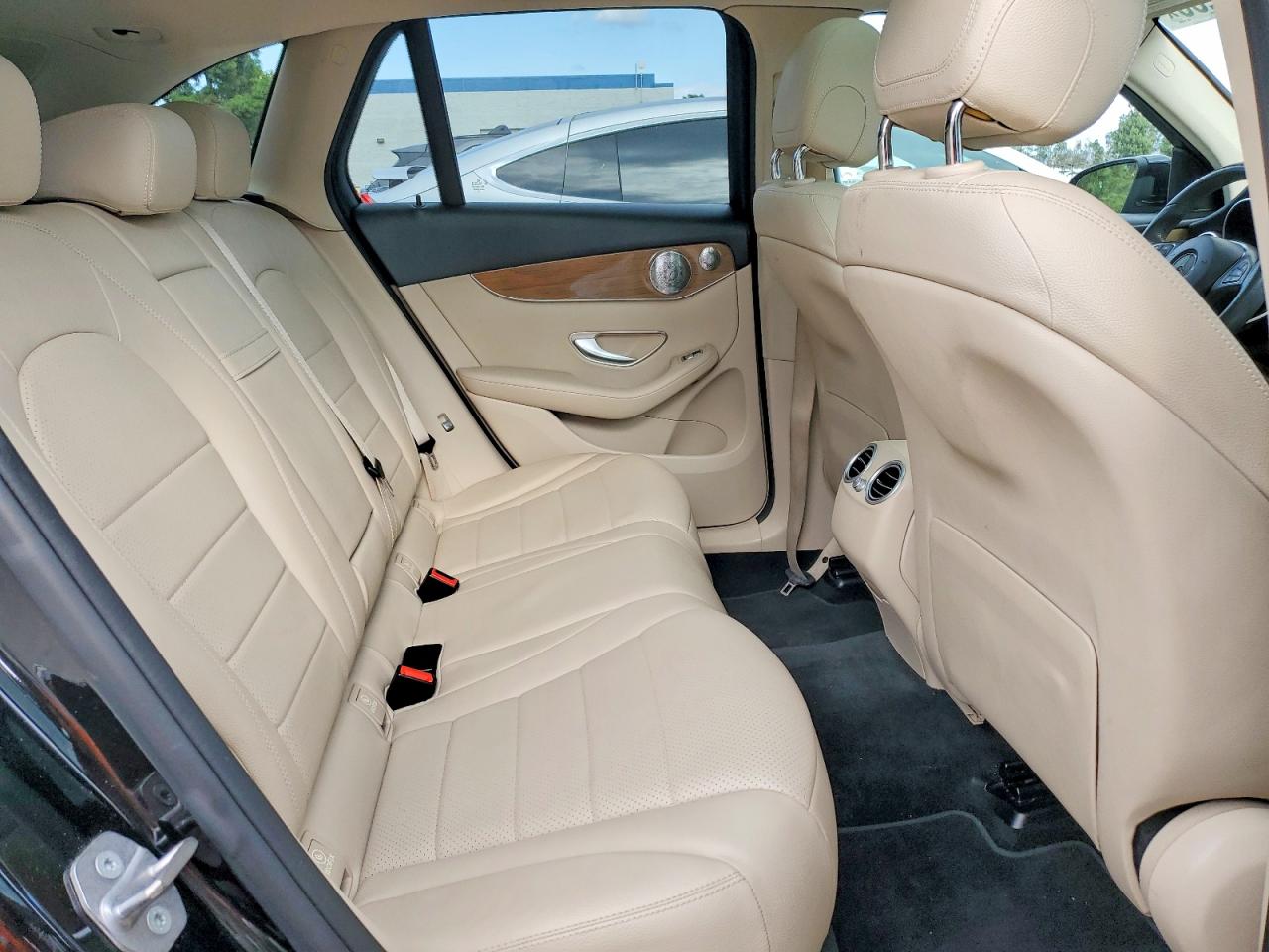 2018 MERCEDES-BENZ GLC