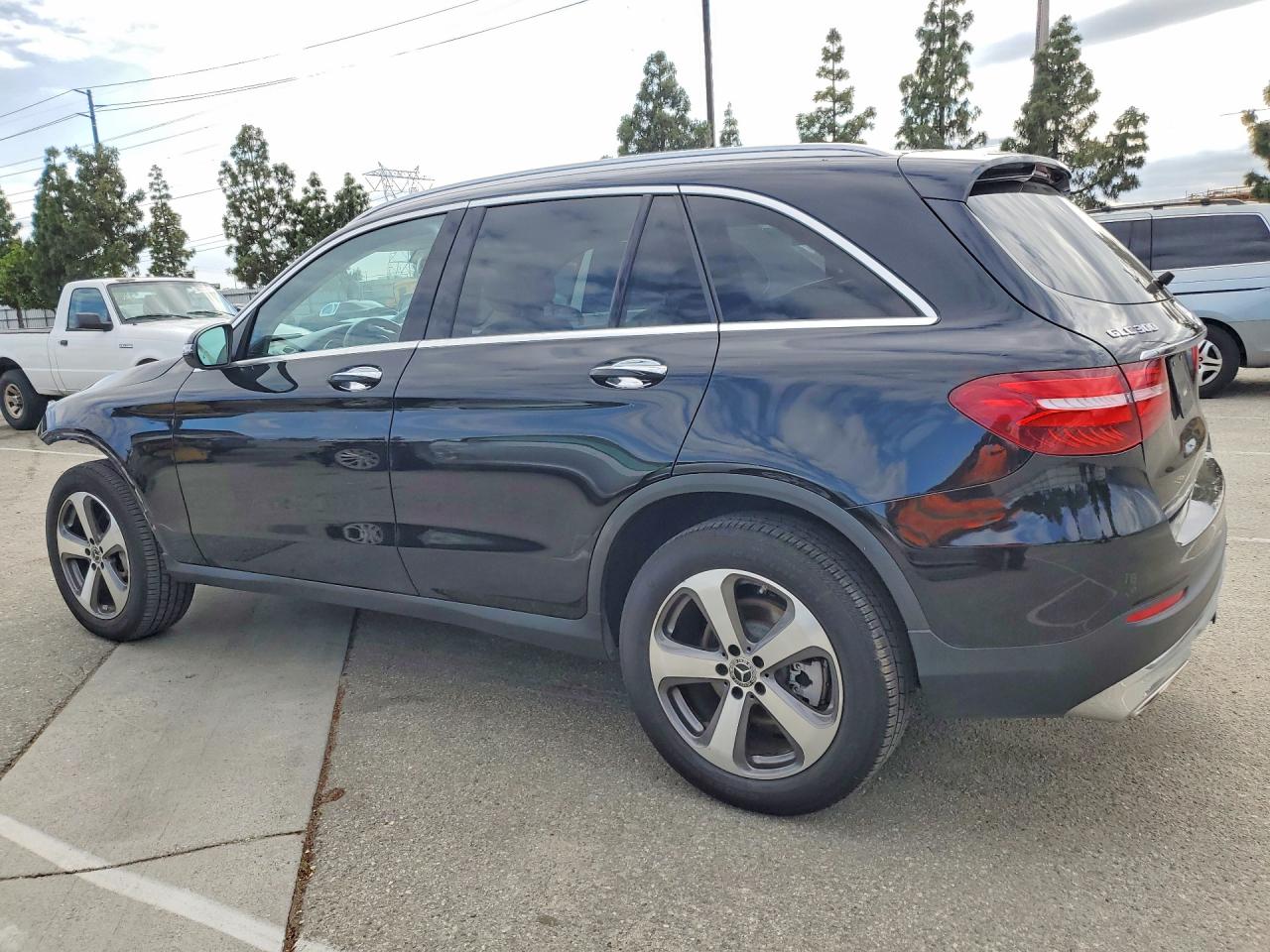 2018 MERCEDES-BENZ GLC