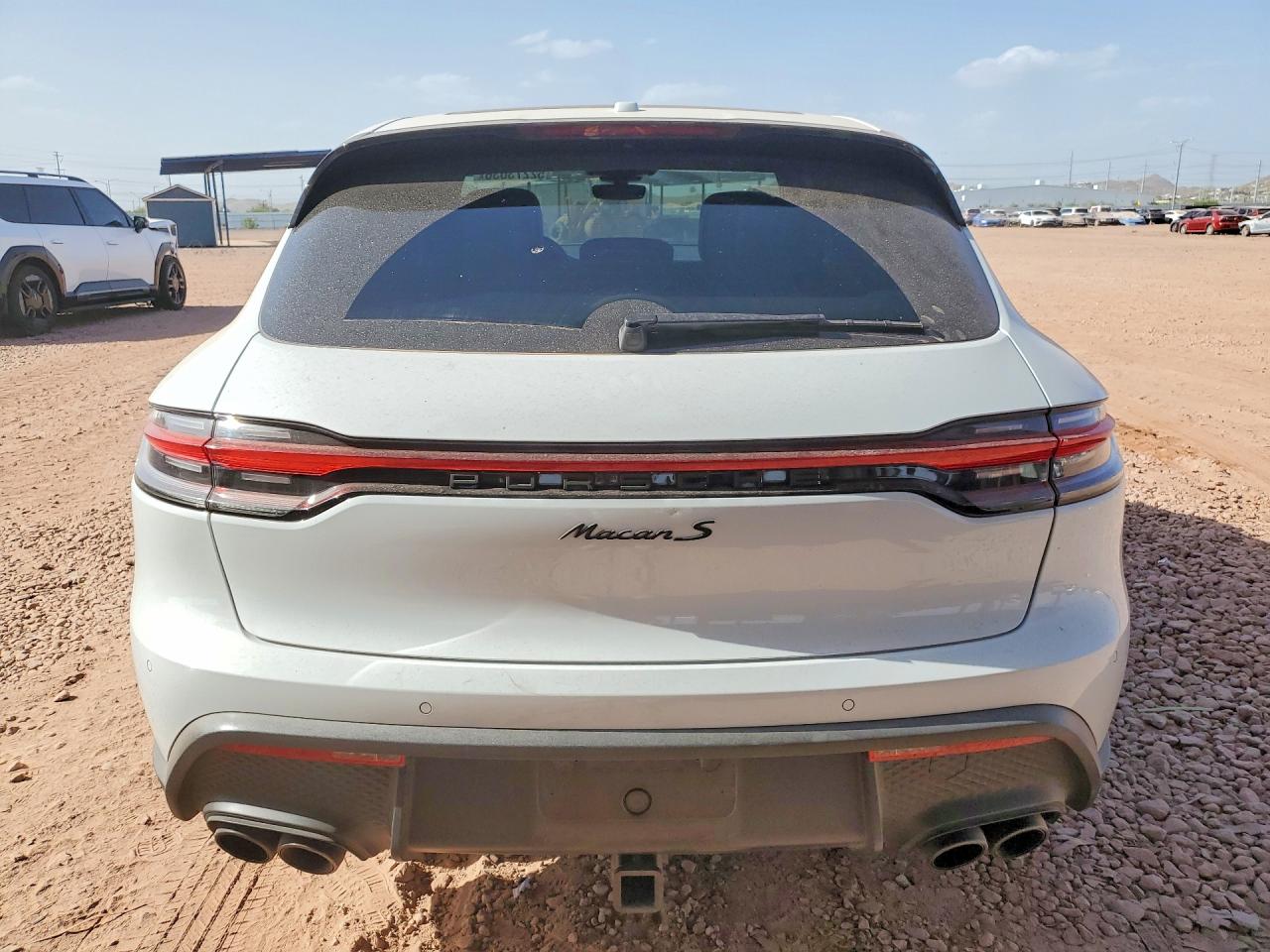 2022 PORSCHE MACAN