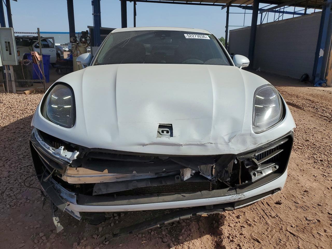 2022 PORSCHE MACAN