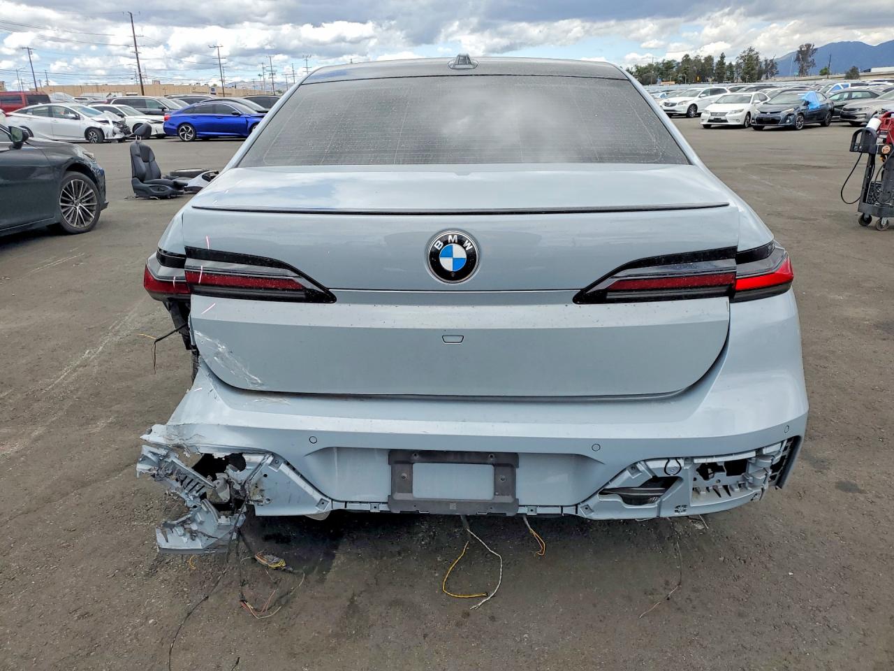 2023 BMW 7-Series 740I