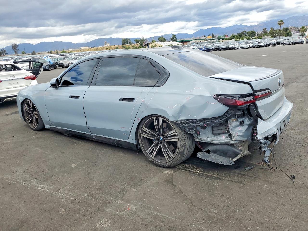 2023 BMW 7-Series 740I