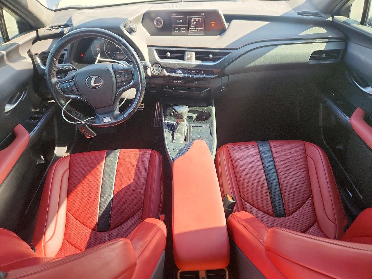 2019 LEXUS UX