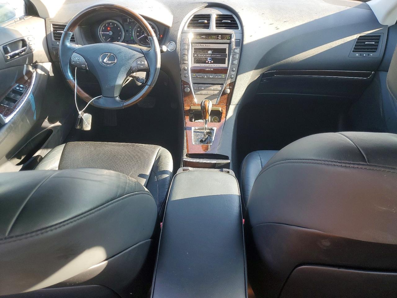 2011 LEXUS ES