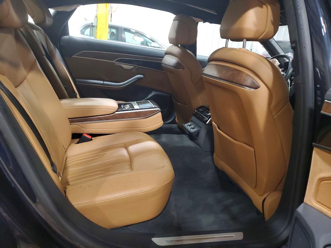 2021 AUDI A8