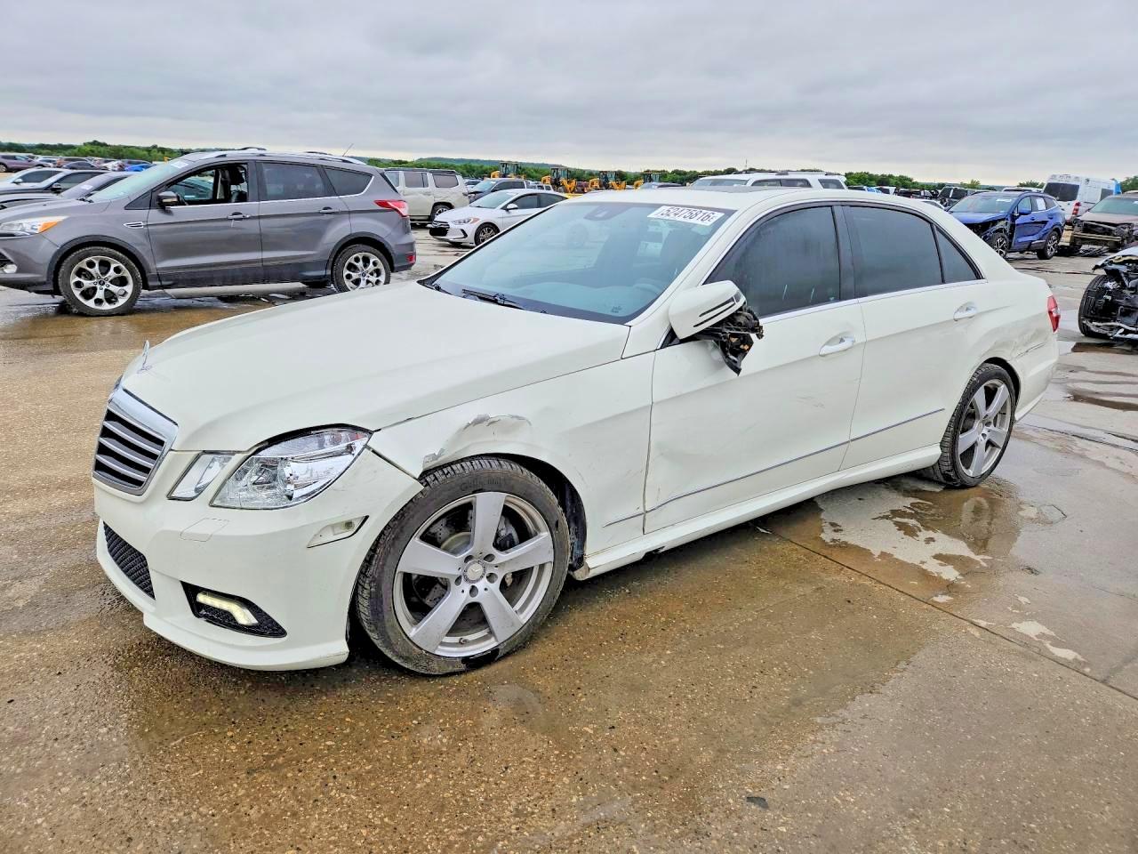 2011 MERCEDES-BENZ E