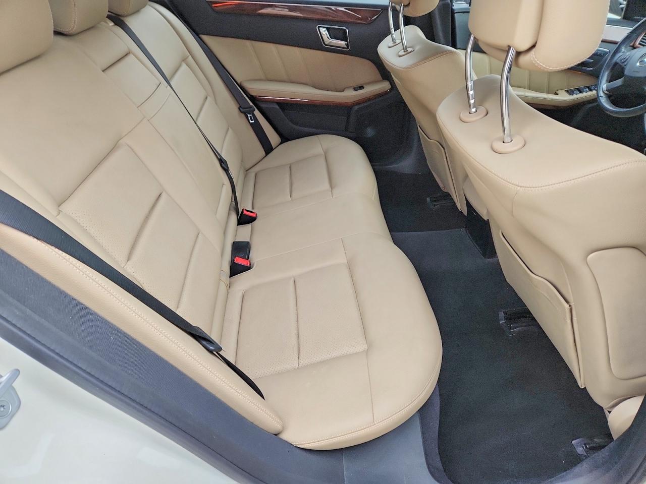 2011 MERCEDES-BENZ E