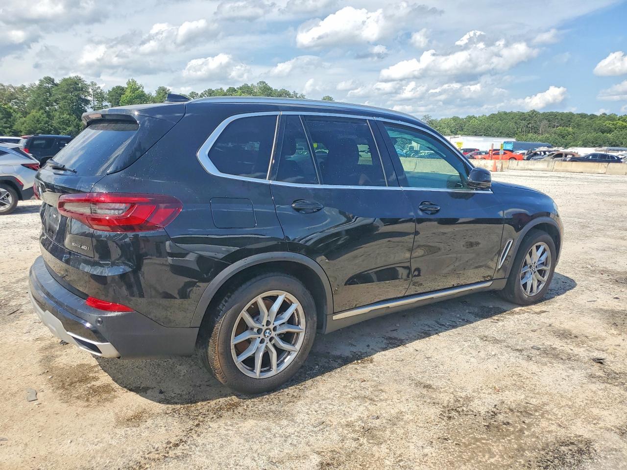 2022 BMW X5