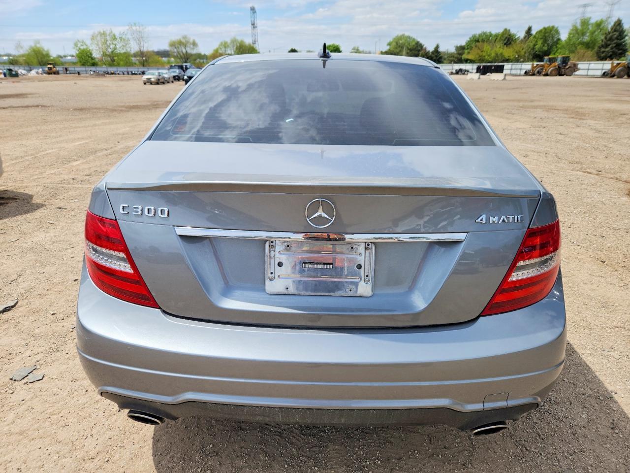 2014 MERCEDES-BENZ C
